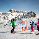 Otel Il Caminetto Sport Canazei