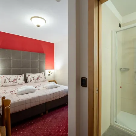 Il Caminetto Sport 酒店 3*