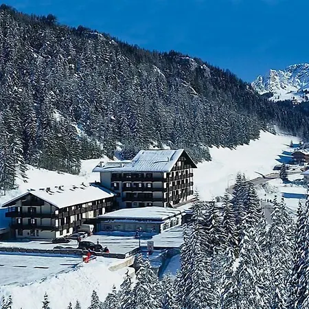 Il Caminetto Sport 3*