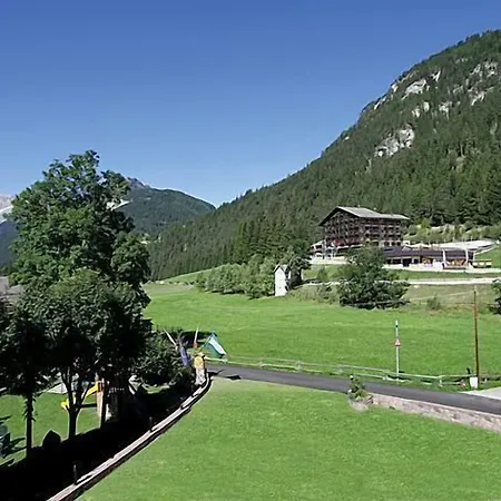 Hotel Il Caminetto Sport Canazei
