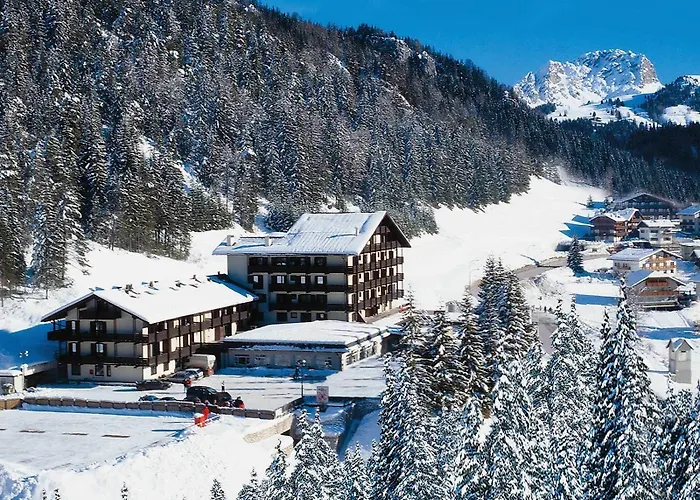 Hotel Il Caminetto Sport Canazei